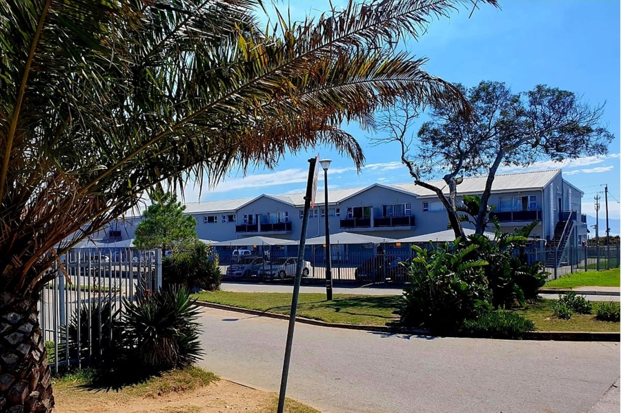 1 Bedroom Property for Sale in Heiderand Western Cape